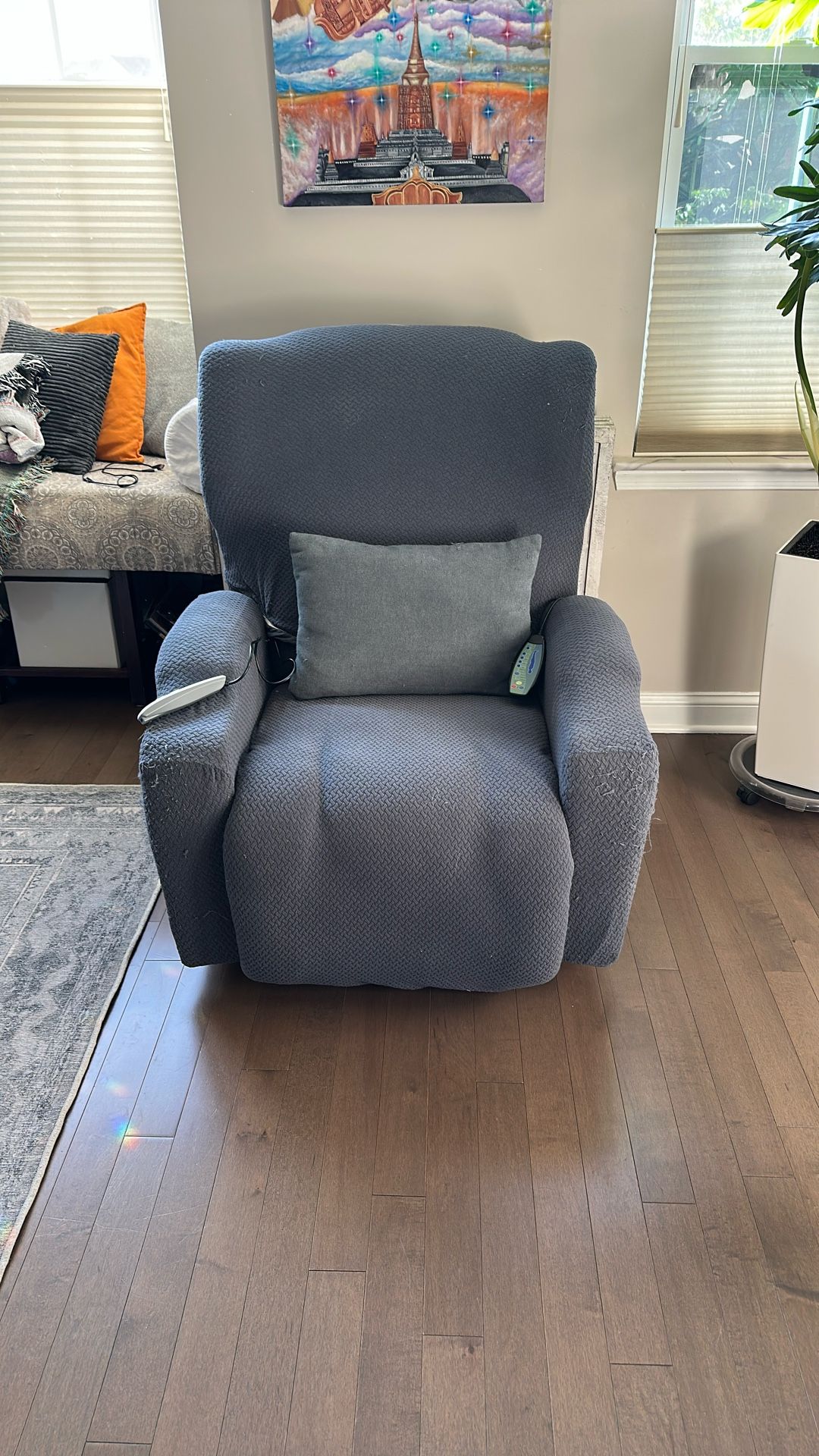 recliner chair