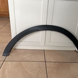 Subaru wheels Opening Molding    