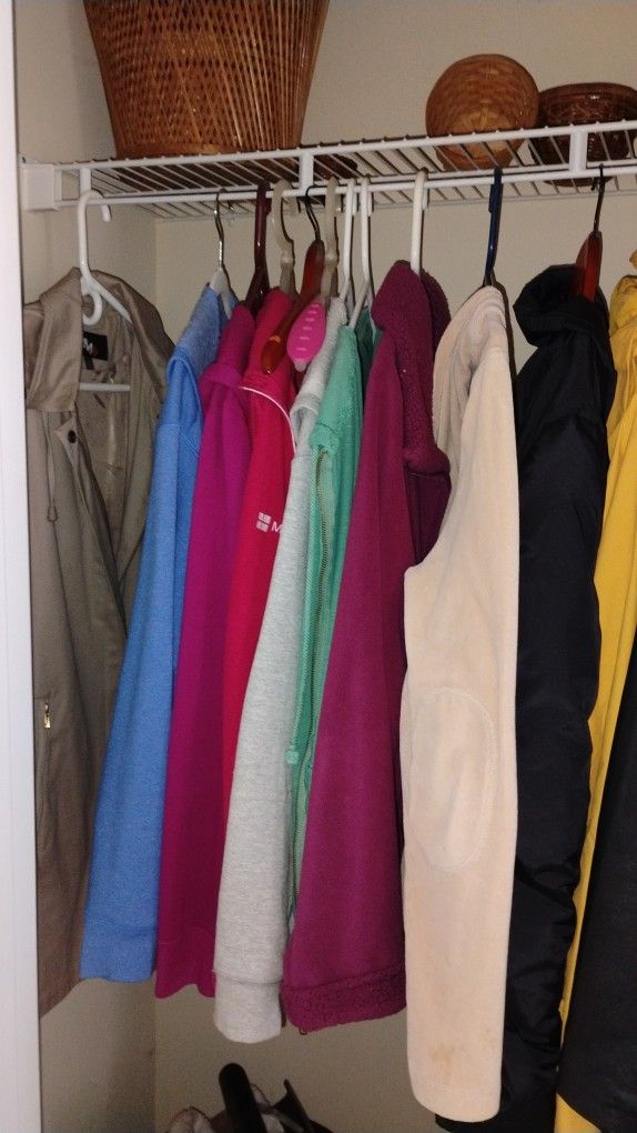 ESTATE SALE TODAY SUNDAY 11.30.2025 FOR SALE / FREE ITEMS