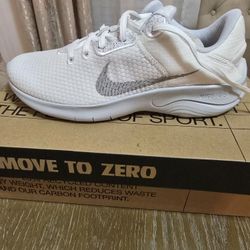 Women's Nike Sneakers 