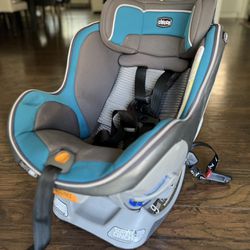 Chicco nextfit Car seat