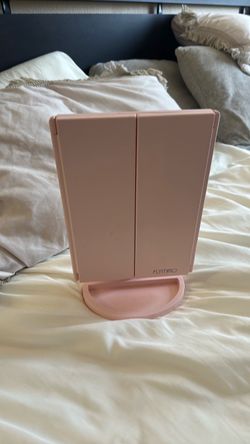 Light up vanity mirror