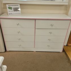 Dresser Withe And Pink Deluxe $239