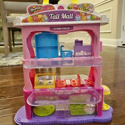 Shopkins Tall Mall And Shopkins Toys New
