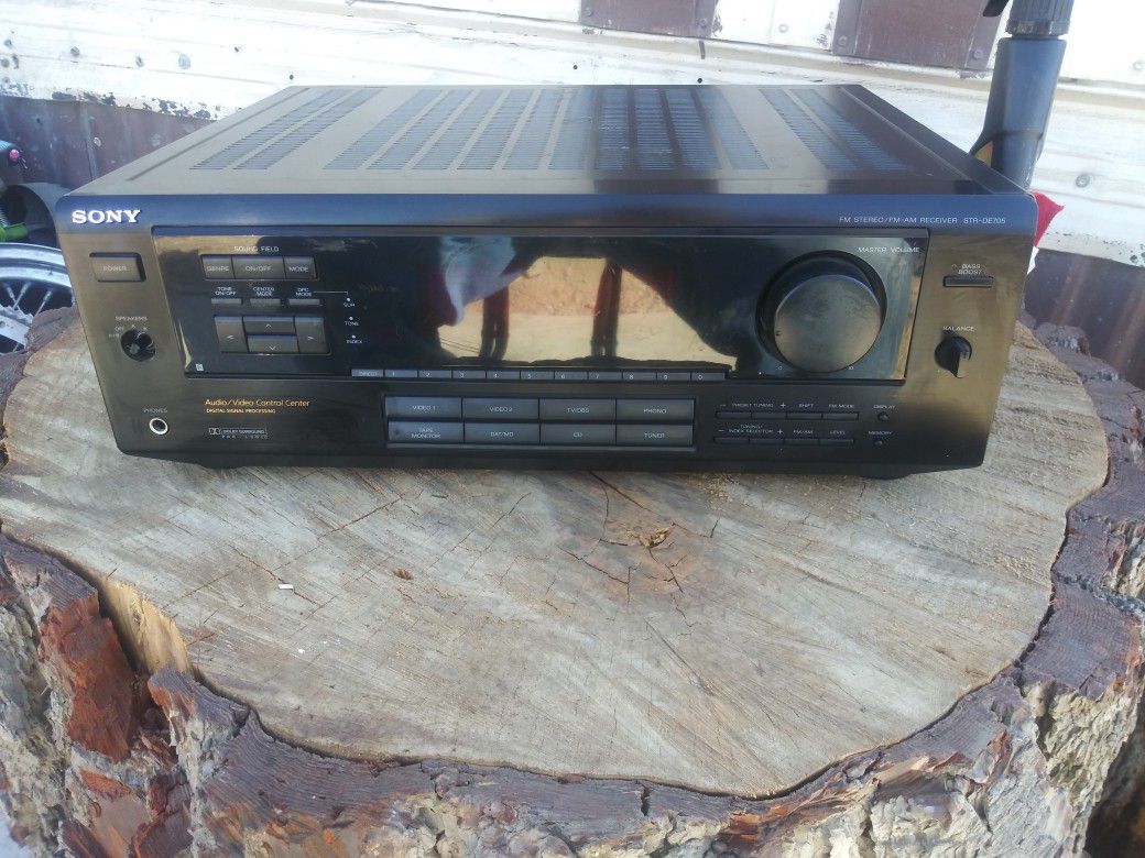 Sony fm stereo /fm-am receiver str- de-705