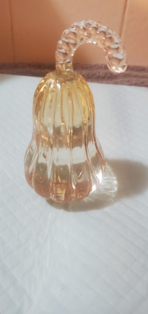 SIMON DESIGNS PEAR PAPERWEIGHT