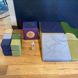 Softzone Baby/Toddler Corner Climb/Slide With Blocks 
