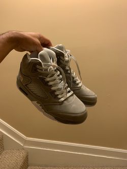 Jordan 5s size 10 130$