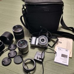 Sony Nex-5R. DSLR-3 Lens, Battery, Case, Flash & More