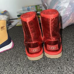 Girls Ugg Boot Size 9