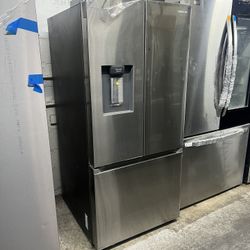 SAMSUNG REFRIGERATOR