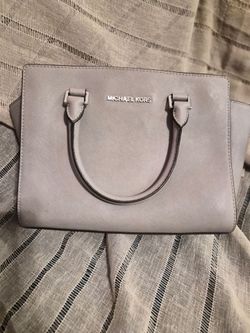 Michael Kors Selma Satchel – Like New, Rare Discontinued Model