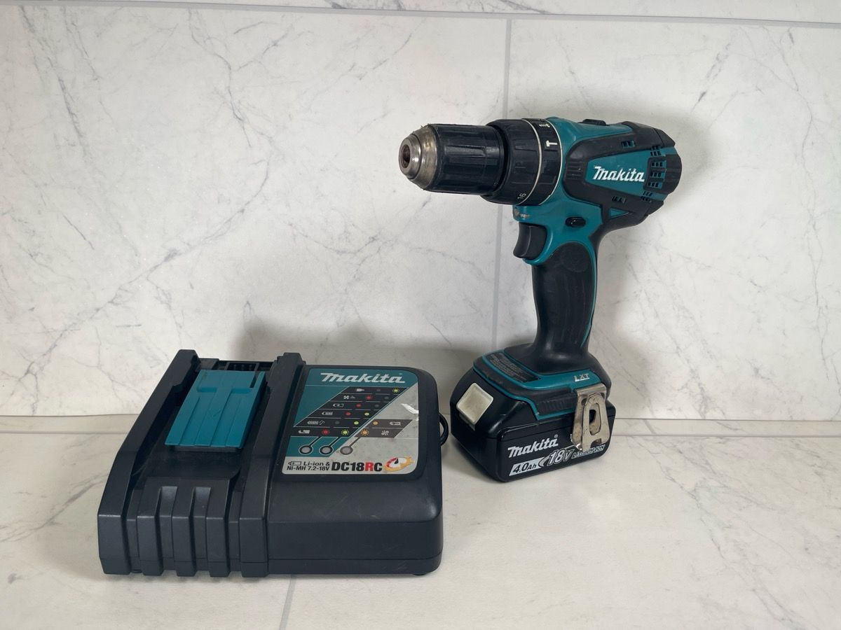 Makita XPH01 18V LXT Hammer Drill/Driver with 4.0Ah Battery & Charger (A1G008410)