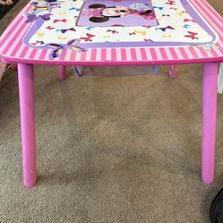 Minnie Mouse Table