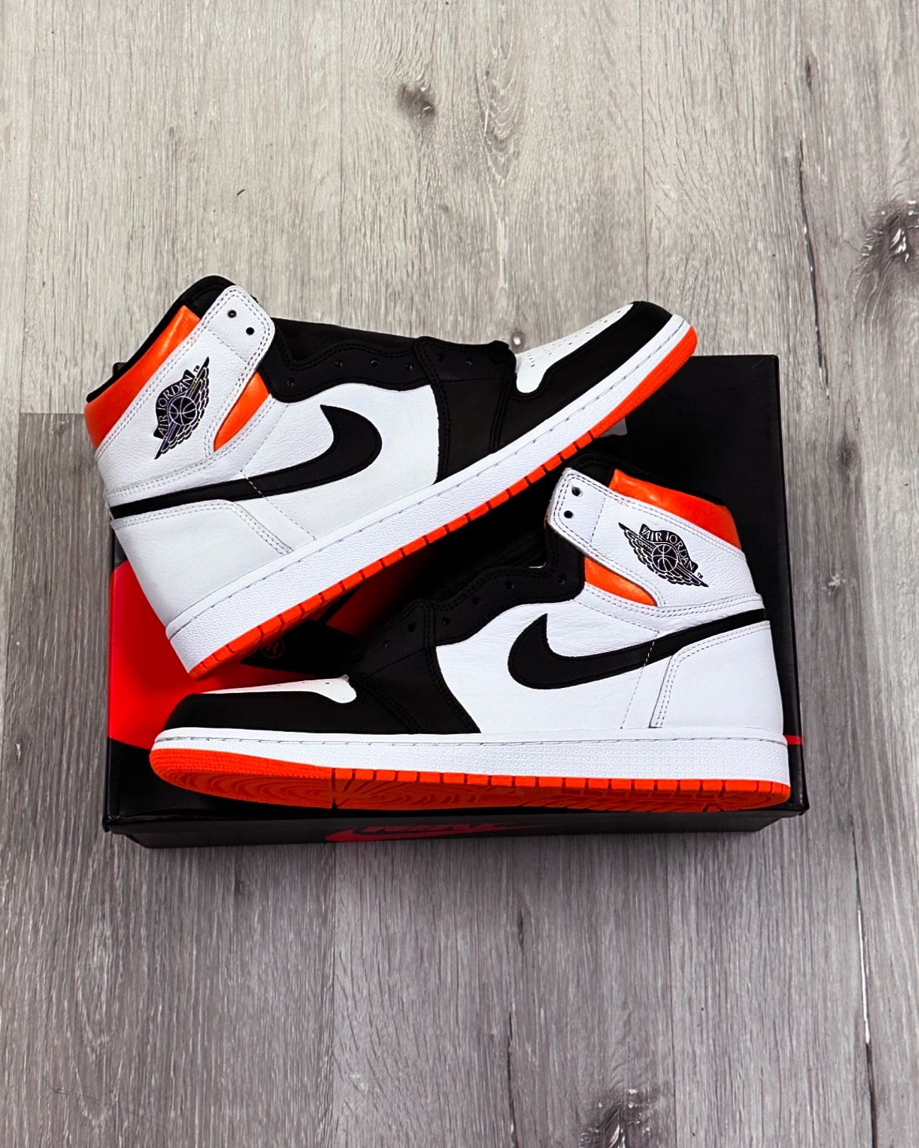 Jordan 1 High “ Electric Orange “