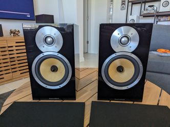 Bowers and Wilkins CM5