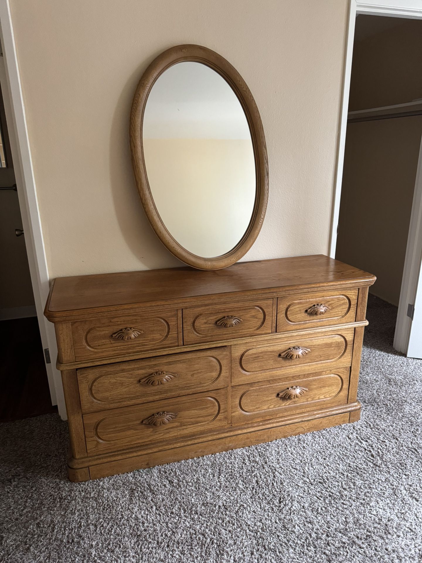 Dresser