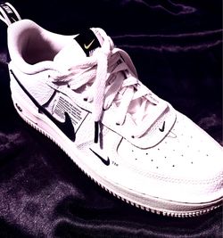 Nike Air Force 1 LV8