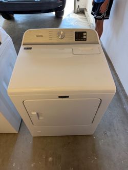 Maytag washer and dryer set
