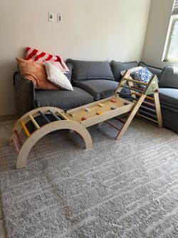 Wooden Pikler Triangle Climbing Set with Ramp