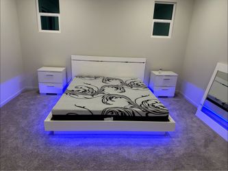 Bedroom set twin/full/queen/king/cal king same day delivery