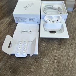 Apple AirPods Pro 2nd Generation with Charging Case - White
