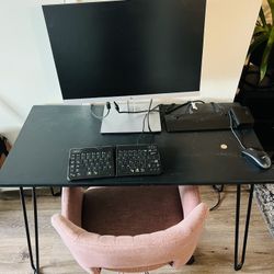 Desk & Chair 