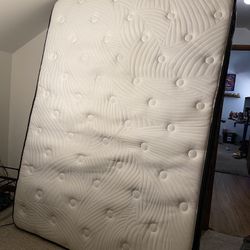 Full Size 12” Sweetnight Mattress 