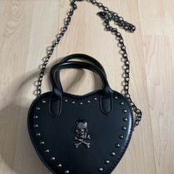 Skull Heart Purse