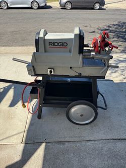 RIDGID 1822-I Auto Chuck Pipe Threading Machine