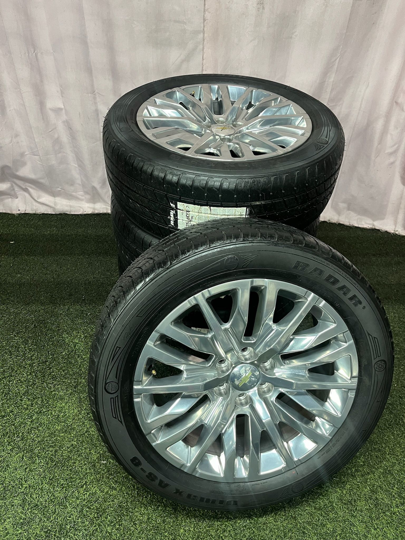 2024 GMC Sierra Denali Premier 6 Lug 22 Inch OEM Wheels