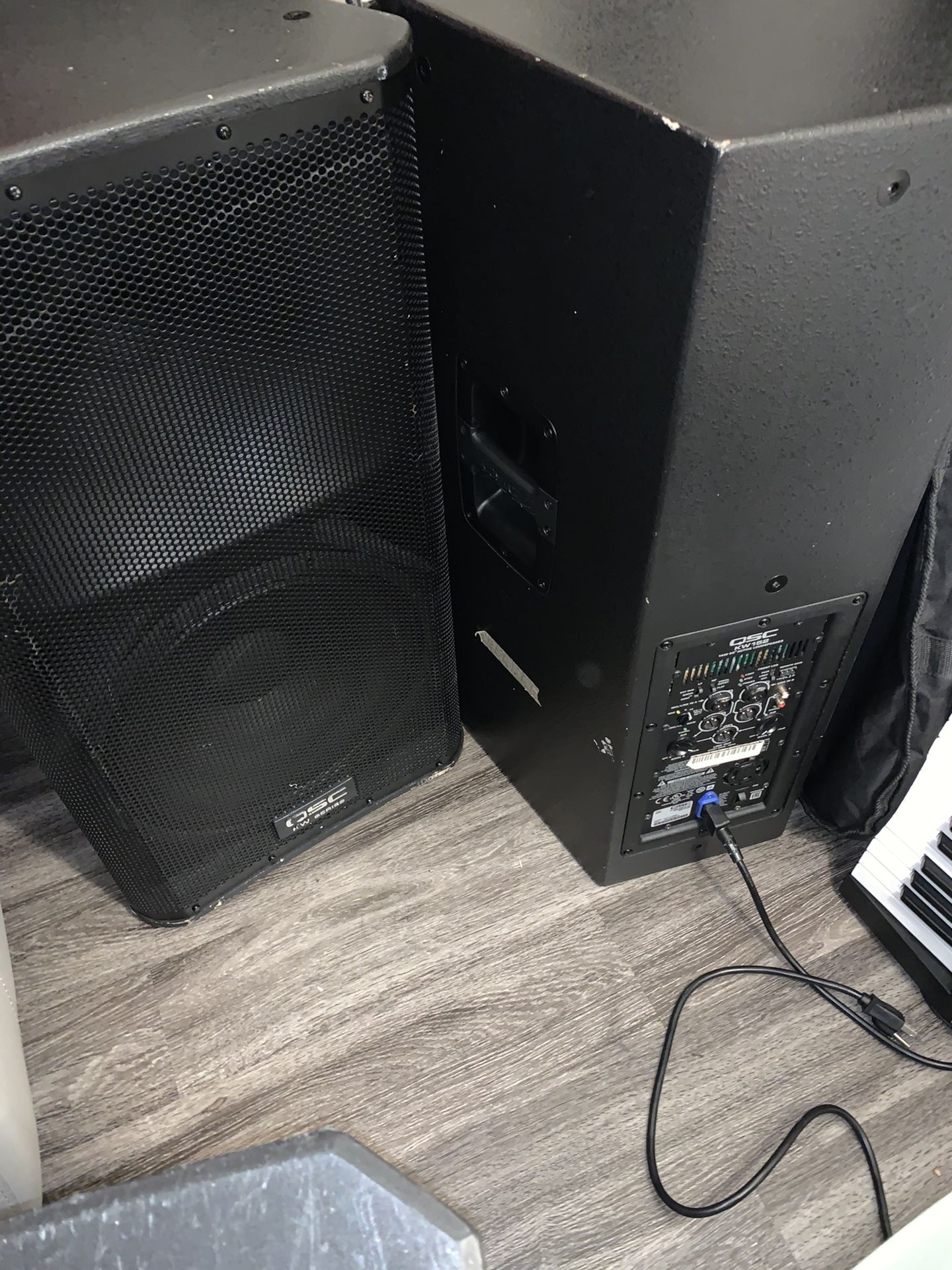 Two speakers soundboard monitor piano