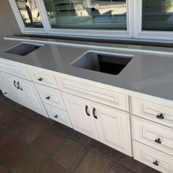 Bathroom Vanity - Dual Sink