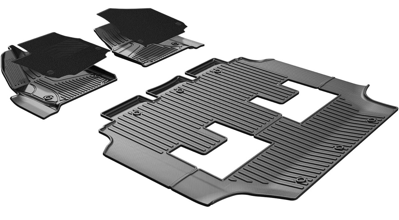 Floor Mats for Chrysler Pacifica (Non-Hybrid) | Silver Carbon Fiber Pattern & Black Carpet Front