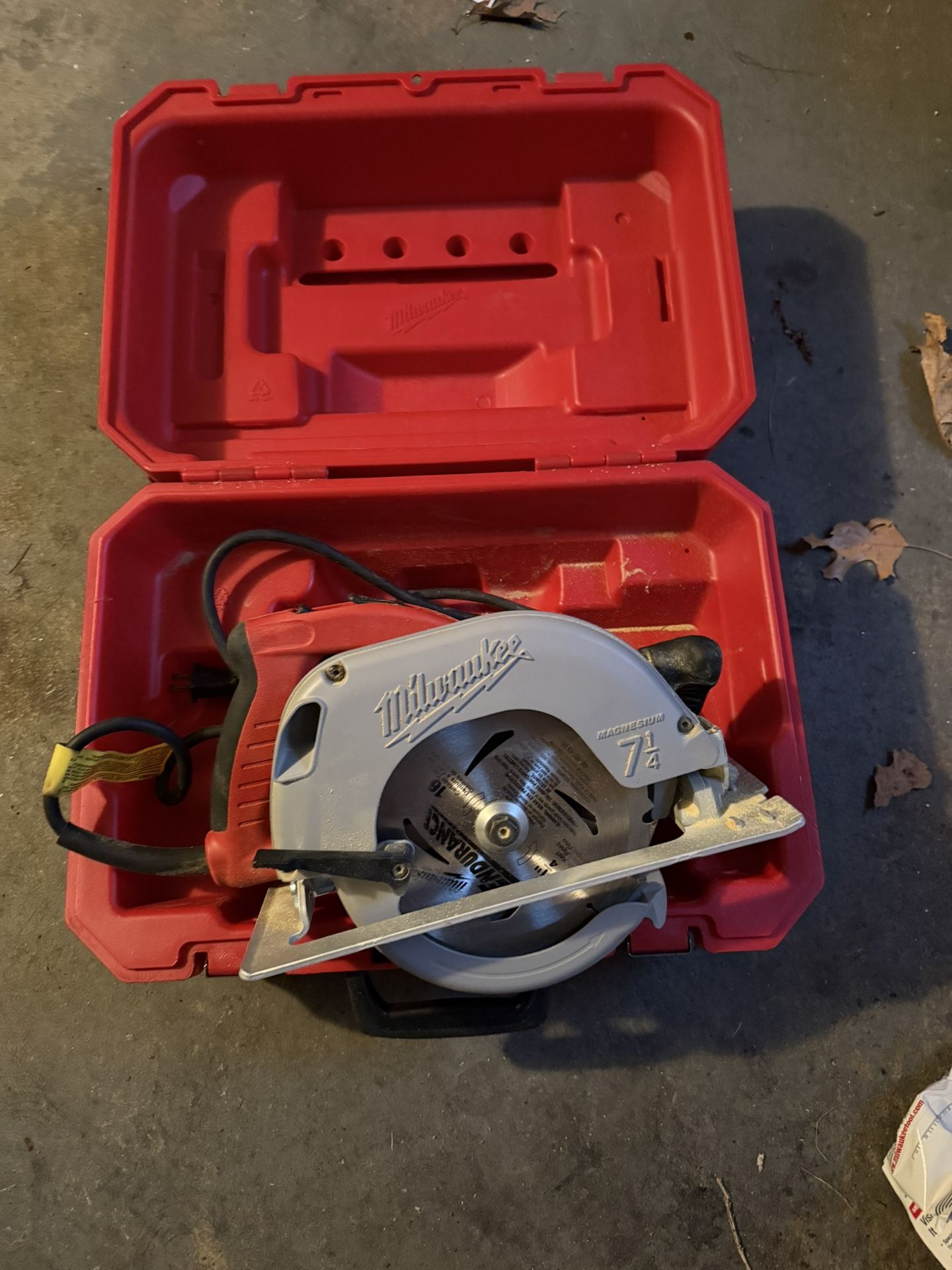 Milwaukee Circular Saw