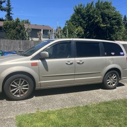 2014 Dodge Grand Caravan