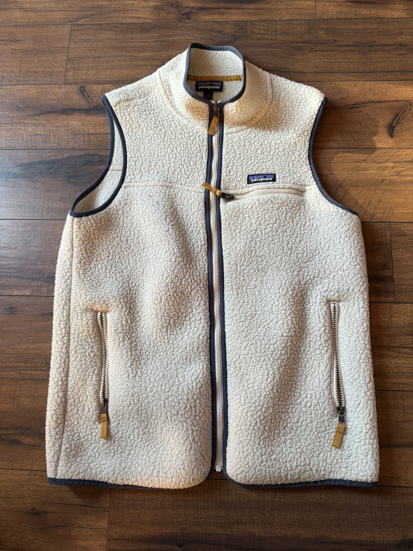 Patagonia Retro Pile Fleece Zip Up Vest Pelican Beige Outdoor Womens L