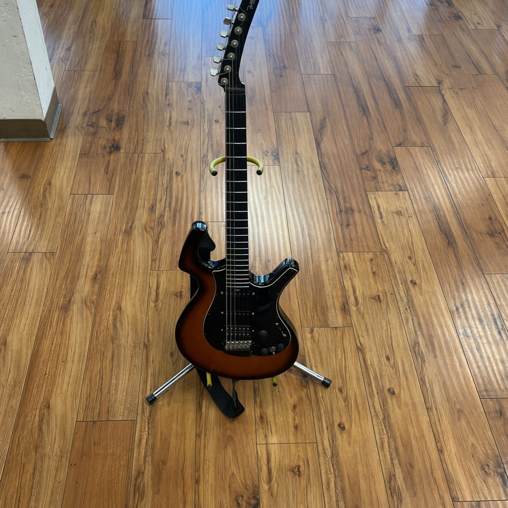 Parker Guitar, Some Scratches, Nitefly, 97506, In Used Condition