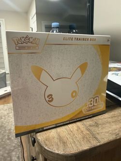 Pokemon 30th celebration etb