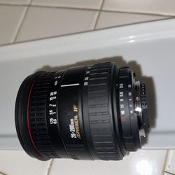 Sigma Aspherical IF 28-200mm f3.5-5.6   DL Hyperzoom Lens