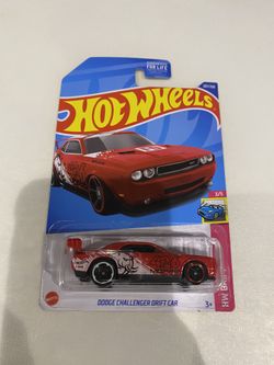Hot wheels Dodge Challenger Drift Car
