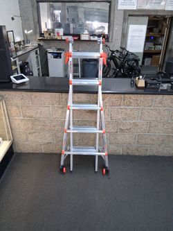 Little Giant Velocity 18Ft