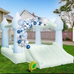 Bounce house 