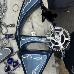 20’ Lowrider Frame Pinstripe