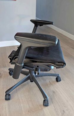 Herman Miller Embody Chair – Black Fabric – Parts / Repair Project