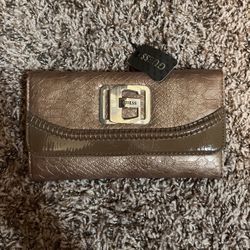 Guess Wallet