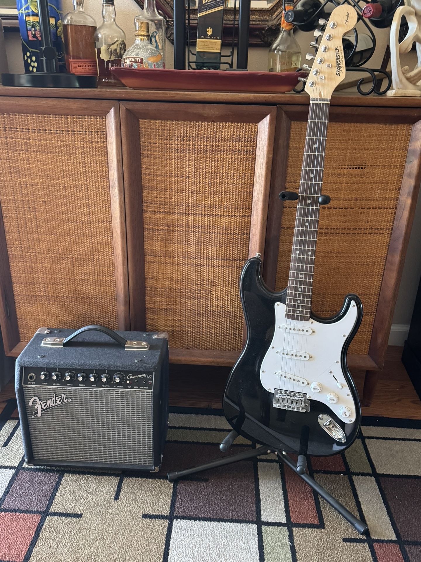 Fender Starcaster Electric Guitar w Amplifier 