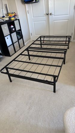 Foldable twin size metal bed frame