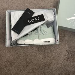 Jordan 4 Retro grey SEAFOAM/SAIL-METALLIC SILVER MOUSE MER/VOILE. WMNS Size US 7 #sneakers #jordan