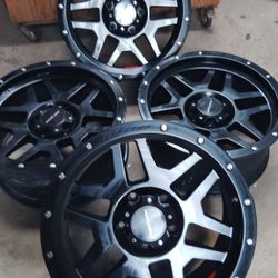 Rims  5 Lugs
